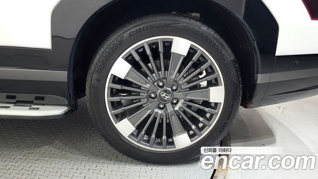 Hyundai Santafe 2025 — photo 7
