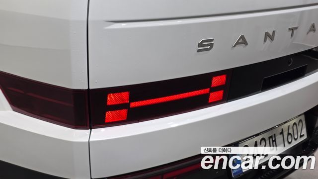 Hyundai Santafe 2025 — photo 9