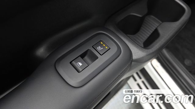 Hyundai Santafe 2025 — photo 30