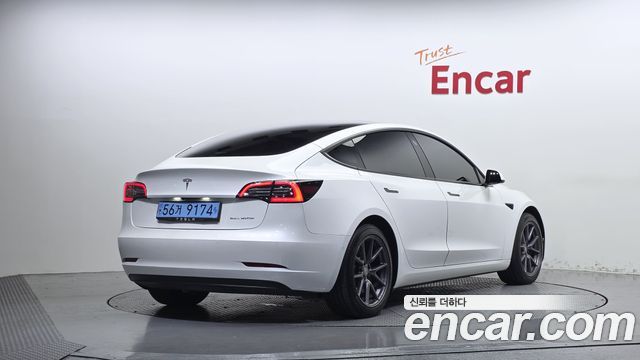 Tesla Model 3 2021 — photo 2