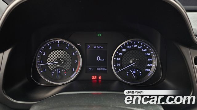 Hyundai AVANTE 2020 — photo 11