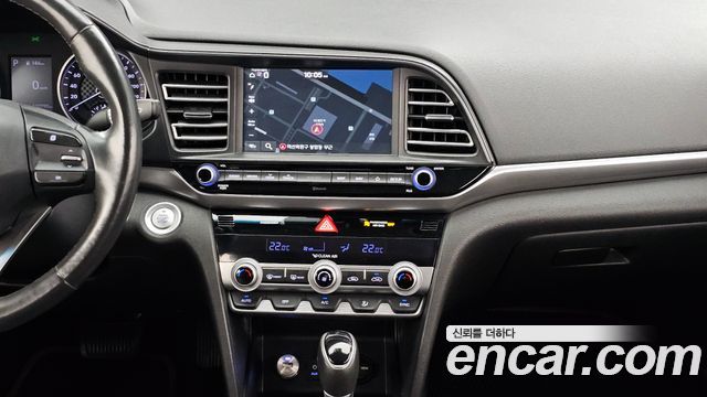 Hyundai AVANTE 2020 — photo 20