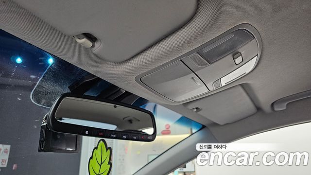 Hyundai AVANTE 2020 — photo 24