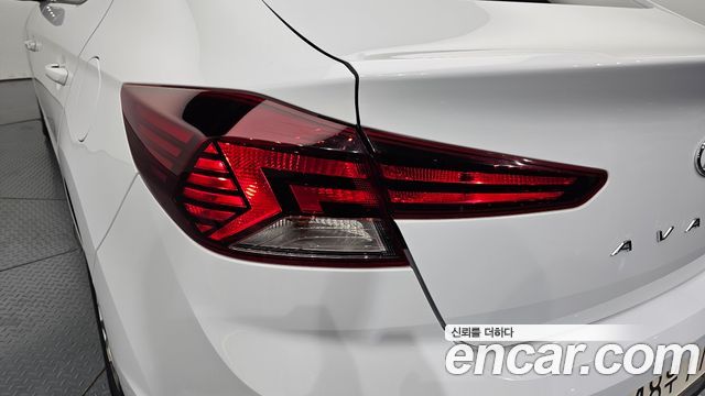 Hyundai AVANTE 2020 — photo 9