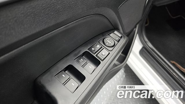 Hyundai AVANTE 2020 — photo 27