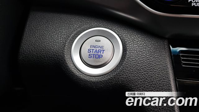Hyundai AVANTE 2020 — photo 28