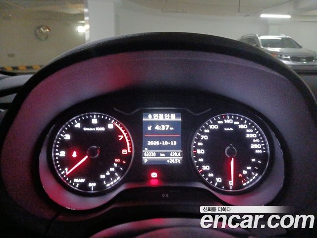 Audi A3 2018 — photo 11
