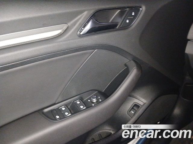 Audi A3 2018 — photo 15