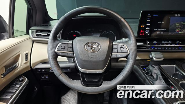 Toyota Sienna 2022 — photo 20