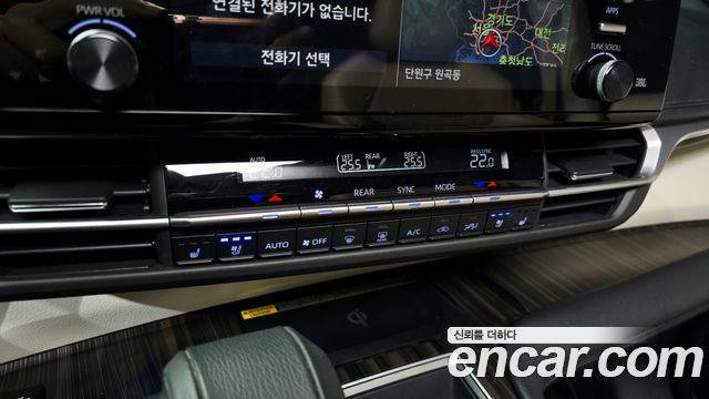 Toyota Sienna 2022 — photo 32