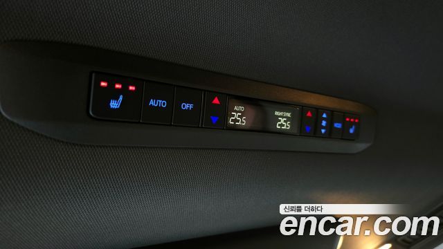 Toyota Sienna 2022 — photo 35