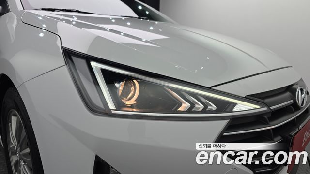 Hyundai AVANTE 2020 — photo 8