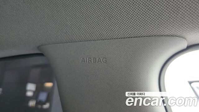 Hyundai AVANTE 2020 — photo 31