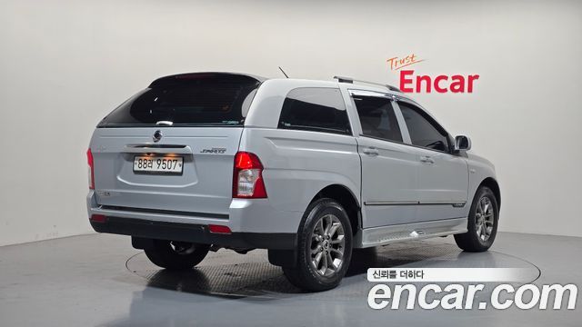 KG Mobility KORANDO 2015 — photo 2