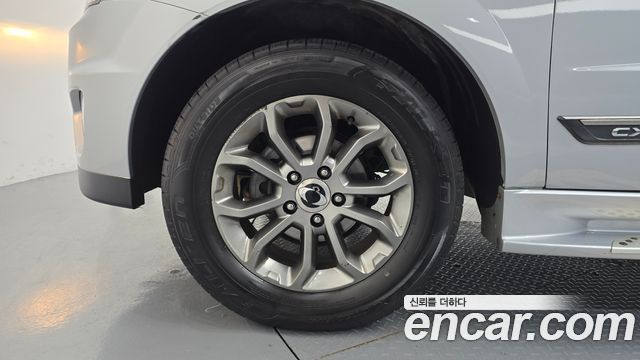 KG Mobility KORANDO 2015 — photo 5