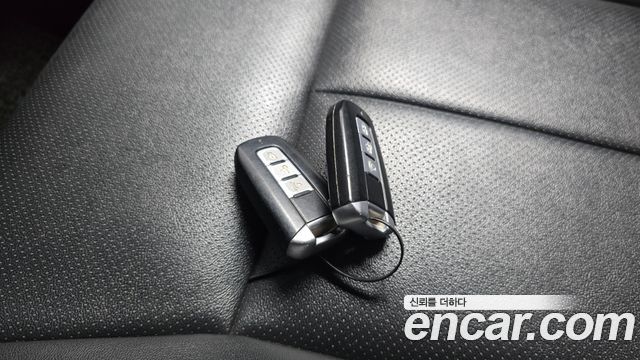 KG Mobility KORANDO 2015 — photo 15