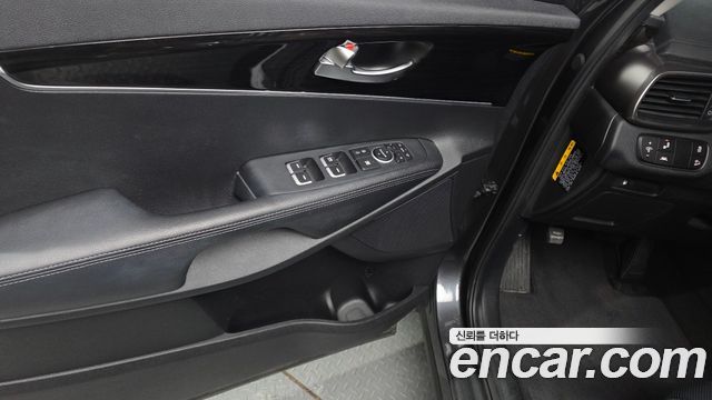 Kia Sorento 2020 — photo 27