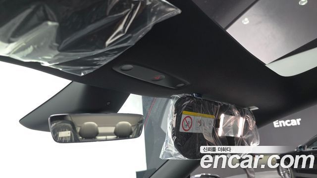 Tesla Model Y 2026 — photo 25
