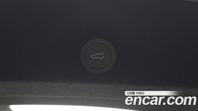 Tesla Model Y 2026 — photo 28