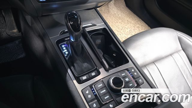 Hyundai Genesis 2016 — photo 12