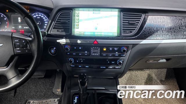 Hyundai Genesis 2016 — photo 20