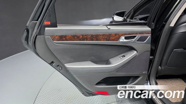 Hyundai Genesis 2016 — photo 15