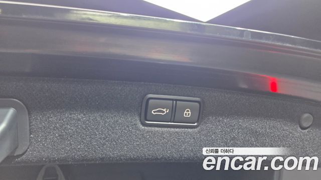Hyundai Genesis 2016 — photo 29