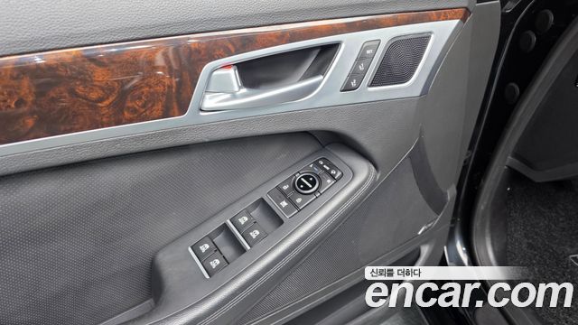 Hyundai Genesis 2016 — photo 34