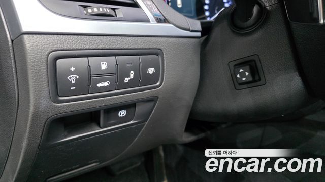 Hyundai Genesis 2016 — photo 37