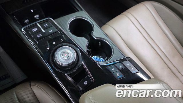 Kia K8 2022 — photo 9