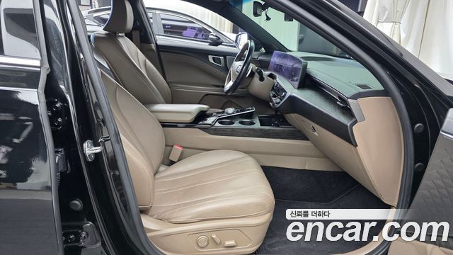 Kia K8 2022 — photo 11