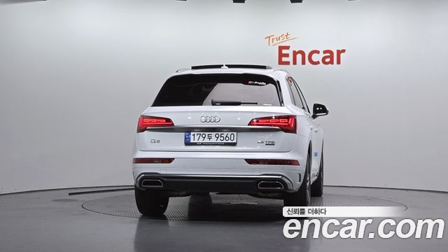 Audi Q5 2023 — photo 4