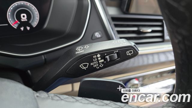Audi Q5 2023 — photo 20