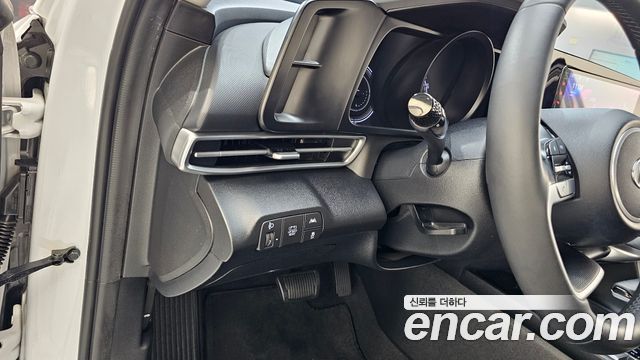 Hyundai AVANTE 2023 — photo 24