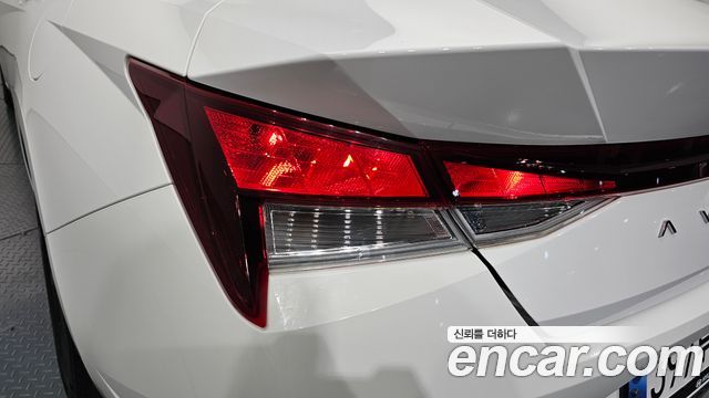 Hyundai AVANTE 2023 — photo 9