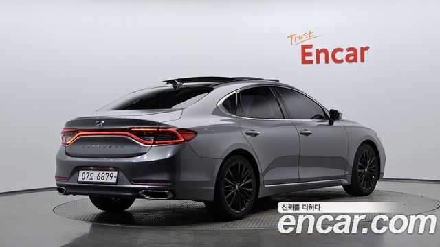 Hyundai Grandeur 2017 — photo 2