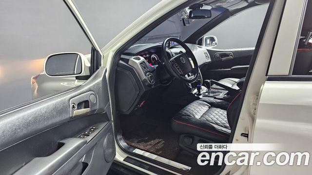 KG Mobility KORANDO 2014 — photo 10