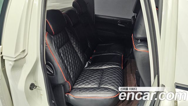 KG Mobility KORANDO 2014 — photo 11