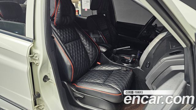KG Mobility KORANDO 2014 — photo 12