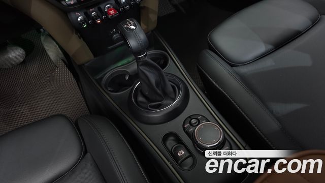 Mini Countryman 2019 — photo 9