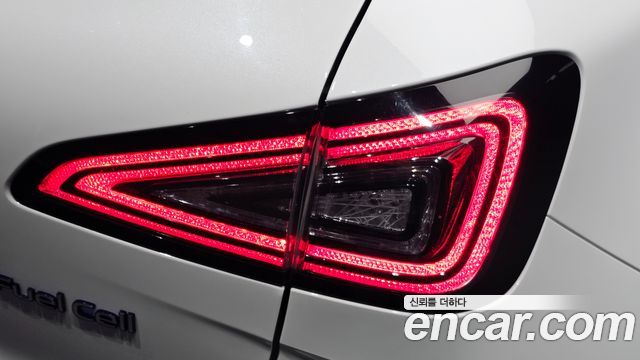 Hyundai Nexo 2023 — photo 9