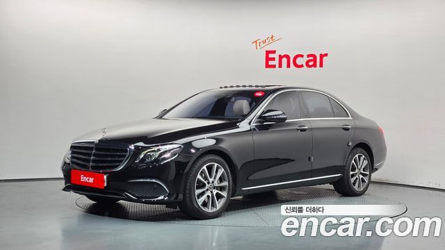 Mercedes-Benz E-Class 2018 — photo 1