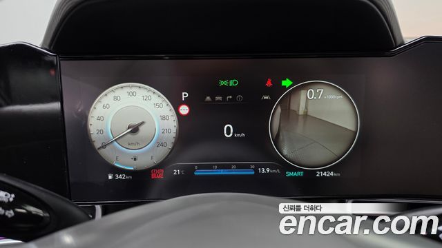 Hyundai AVANTE 2024 — photo 11