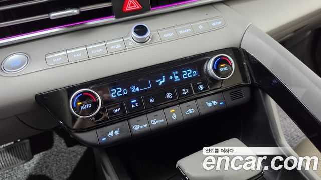 Hyundai AVANTE 2024 — photo 30