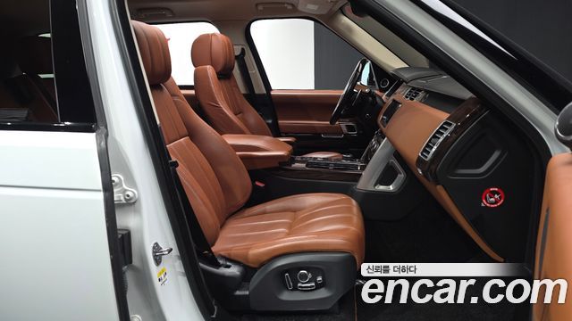 Land Rover Range Rover 2017 — photo 11