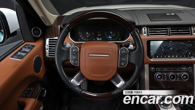 Land Rover Range Rover 2017 — photo 13