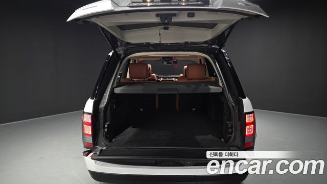 Land Rover Range Rover 2017 — photo 20