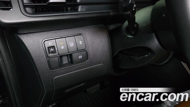 Hyundai Staria 2025 — photo 20