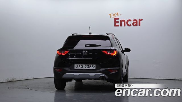 Kia Stonic 2018 — photo 4