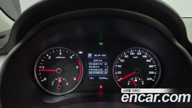 Kia Stonic 2018 — photo 11